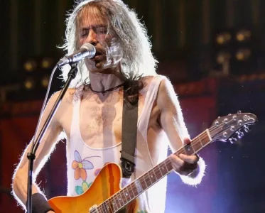 97e36f29-13f3-4003-905c-1ce21f56bcf5_16-9-discover-aspect-ratio_default_0